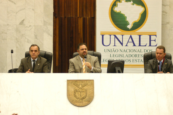 Assembleia Legislativa do Paraná recebe reunião da Unale
