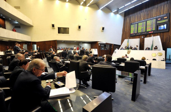 Orçamento do Estado para 2015 é aprovado na Assembleia Legislativa