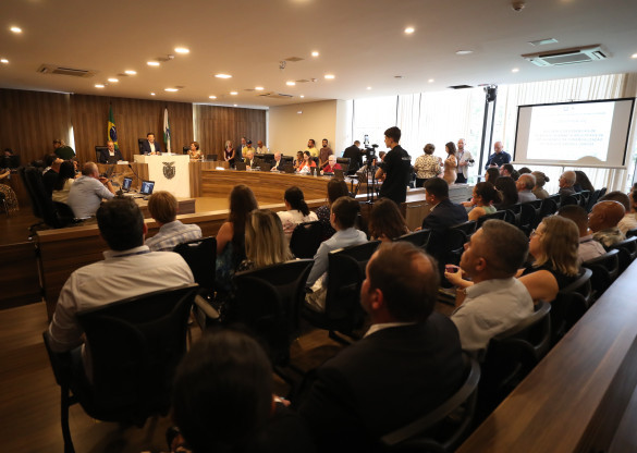 Audiência sobre telefonia e comércio de veículos conclui série de debates para consolidação das leis do consumidor