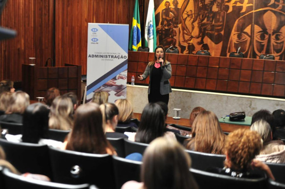 Assembleia promove workshop sobre imagem da mulher executiva