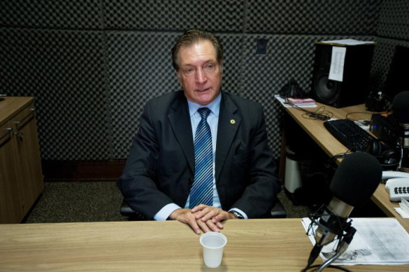 O "Fala Deputado" desta semana revela um parlamentar apaixonado por futebol e pelo Oeste:  Ademir Bier