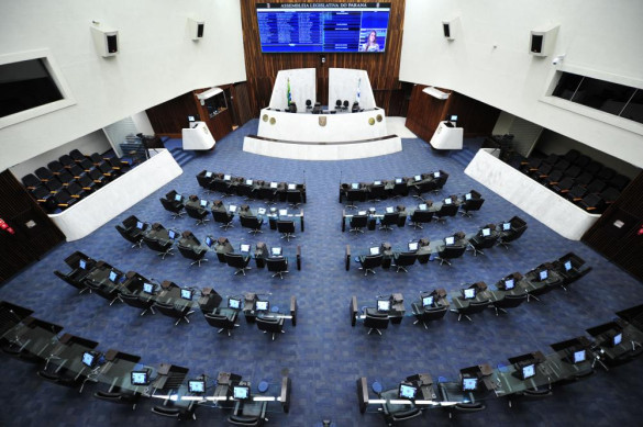 Deputados vão debater temas voltados à educação pública do estado