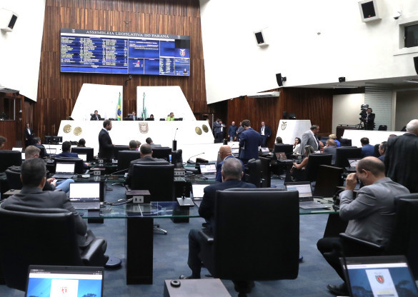 Projetos que tratam do uso da inteligência artificial na administração pública estadual avançam na Assembleia