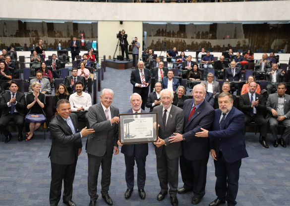 Assembleia Legislativa homenageia o empresário Adonai Aires de Arruda