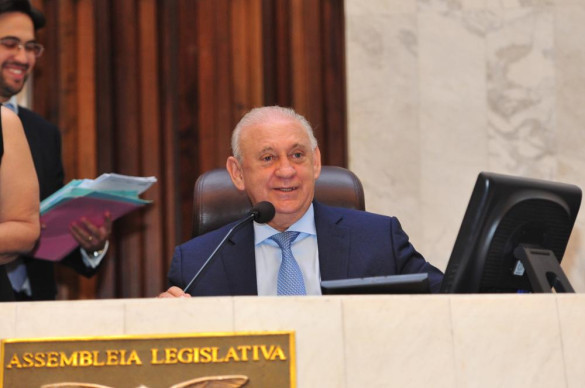 Assembleia aprova Comissão Especial para acompanhar embargo da União Europeia à carne de frango