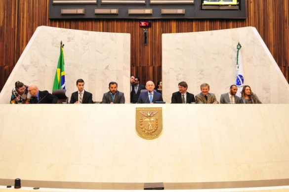 Projeto Parlamento Universitário é instalado na Assembleia Legislativa