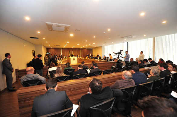 CCJ aprova reajustes a servidores do Tribunal de Justiça, Ministério Público, Tribunal de Contas e Defensoria