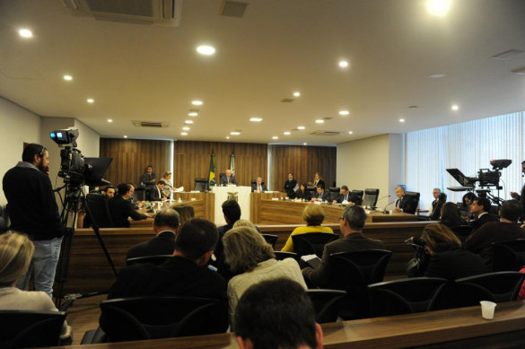 CCJ aprova todas as 154 emendas aos projetos que tratam do Ajuste Fiscal do Governo do Estado