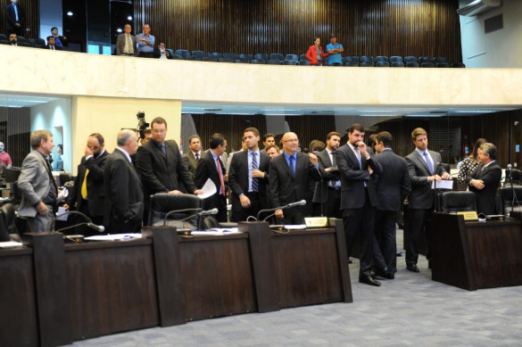 Assembleia aprova projeto que dispõe sobre a instalação de câmeras de segurança em praças de pedágio