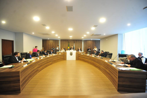 CCJ aprova projeto do Executivo que facilita punição por fraudes em bombas de combustível