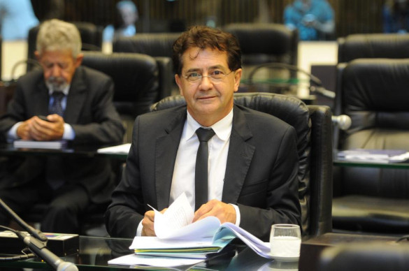 Projeto que visa melhorar a qualidade do papel de recibos emitidos pelo comércio é aprovado em 2ª discussão