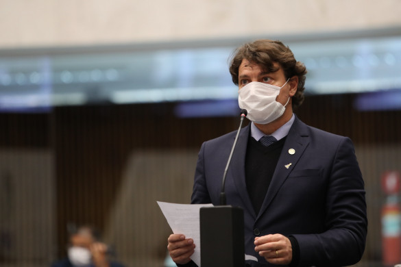 Deputado Anibelli Neto defende reabertura da Estrada do Colono e sugere plebiscito