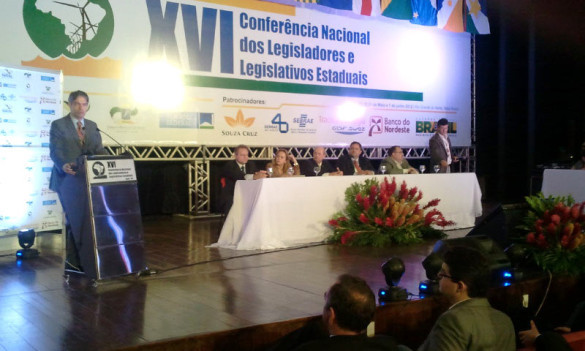 Artagão Júnior preside os trabalhos durante Congresso Nacional da UNALE