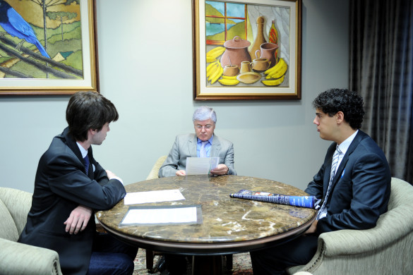Rossoni recebe integrantes da Ordem DeMolay