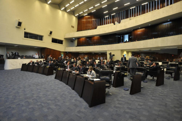 Assembleia aprova projeto do Quadro Próprio dos Peritos Oficiais do Estado