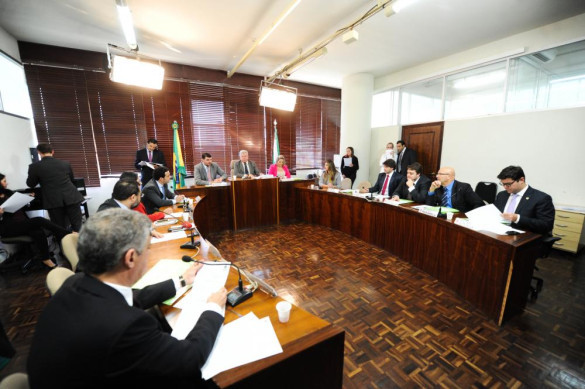 Projeto que trata do imposto sobre heranças e doações teve votação adiada na CCJ