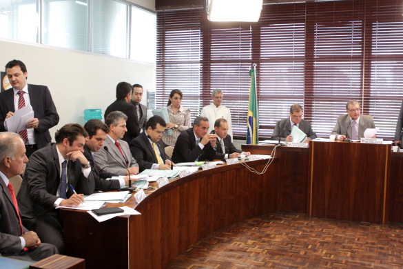 Recursos continuam mobilizando Comissão de Constituição e Justiça