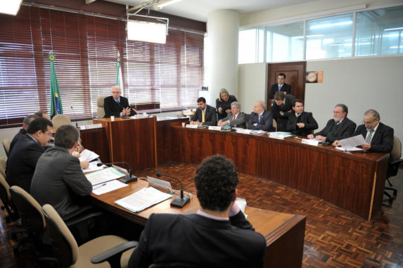 CCJ aprova alteração da forma de remuneração dos procuradores do Estado