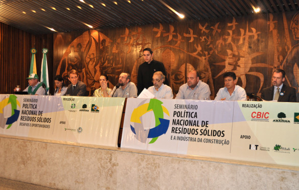 Seminários debatem a Política Nacional de Resíduos Sólidos na Assembleia Legislativa