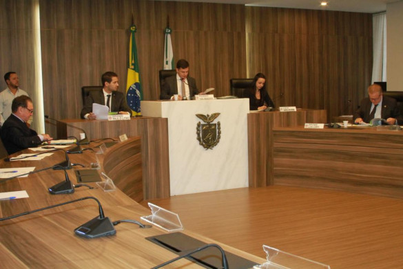 Comissão de Obras Públicas analisa projetos para cessão de imóveis do Estado