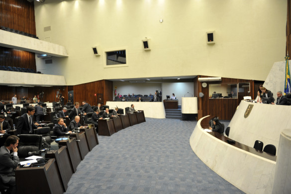 Projeto que dispensa pagamento de dívidas de IPVA lançadas até 2007 segue para sanção