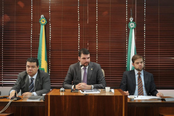 Comissão do Regimento Interno debate transformação do Plenário da Assembleia em Comissão Geral