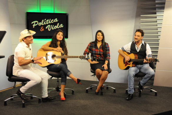 Claudia Pereira é a atração deste sábado (23) no programa "Política e Viola", que vai ao ar às 21h30