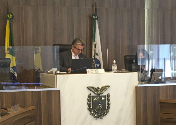 Parceria entre instituições pode garantir e acelerar processo de regularização fundiária da Ocupação Bubas, em Foz do Iguaçu