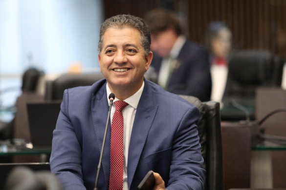 Projeto de Lei institui a "Semana dos Centenários do Paraná" para homenagear pessoas com 100 anos ou mais