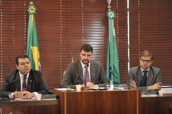 Comissão de Revisão do Regimento Interno aprova relatório final e encerra seus trabalhos