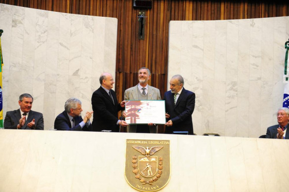 Professor e pesquisador Flávio Zanette é o mais novo Cidadão Honorário do Paraná