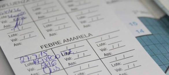 População deve atualizar a caderneta de vacinação antes da chegada da vacina contra a covid-19
