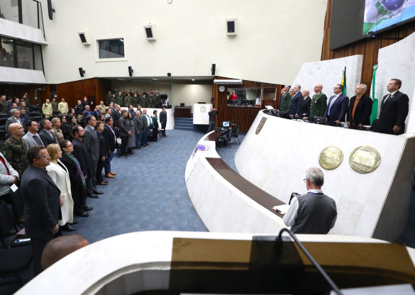 Assembleia Legislativa do Paraná homenageia resistência histórica em solenidade pelos 256 anos da Lapa