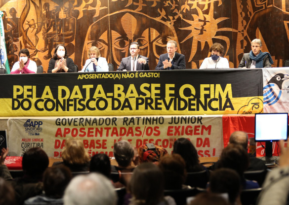 Servidores aposentados do Estado se mobilizam em audiência na Assembleia pelo pagamento da data-base