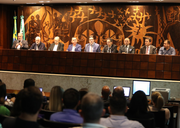 Auditores Fiscais discutem modernização do sistema tributário na Assembleia