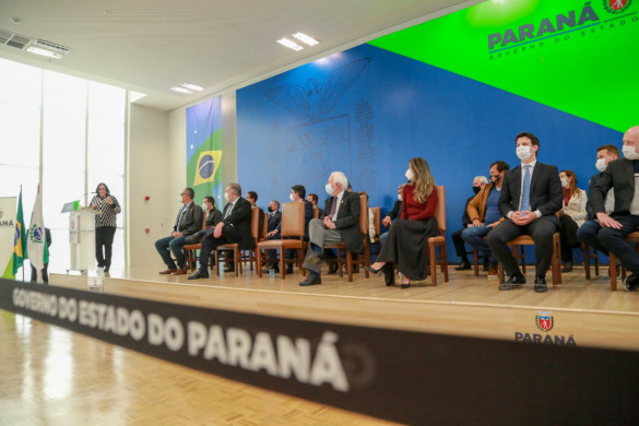 Presidente da CRIAI destaca assinatura de protocolos para reforçar proteção de crianças e adolescentes