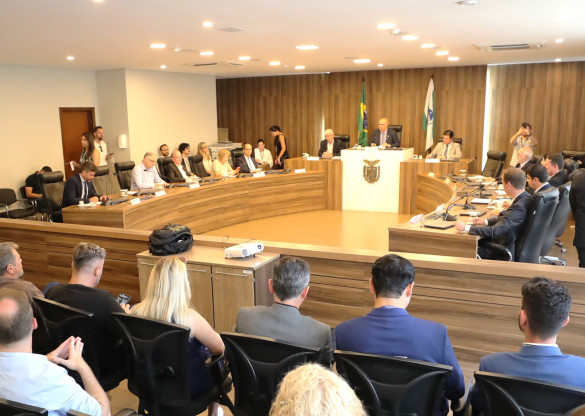 Assembleia debate com governo e sociedade maior orçamento da história do Paraná