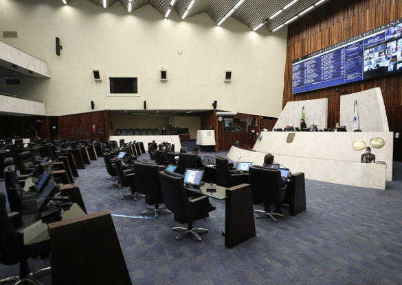 Deputados aprovam admissibilidade da PEC que permite concorrência pública para a construção da Ponte de Guaratuba