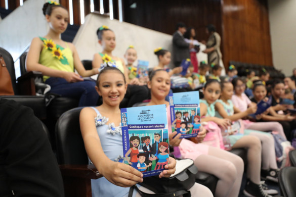 Visitas guiadas na Assembleia Legislativa promoveram educação e cidadania para os visitantes