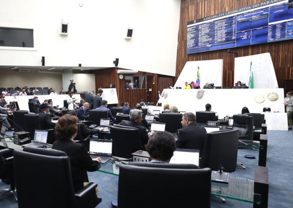 Programa que cria rede de atendimento contra uso de drogas e álcool avança na Assembleia