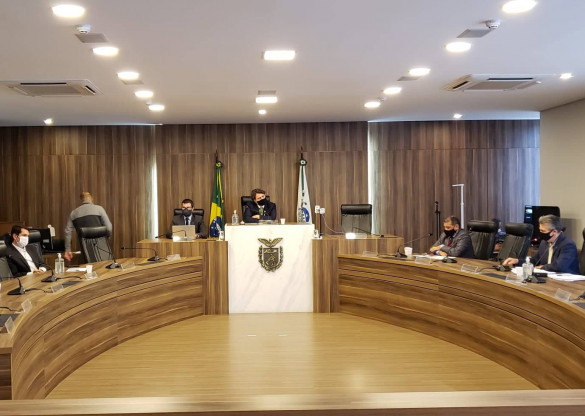 Projetos que propõem atualização das custas dos cartórios voltam a ser discutidos em plenário