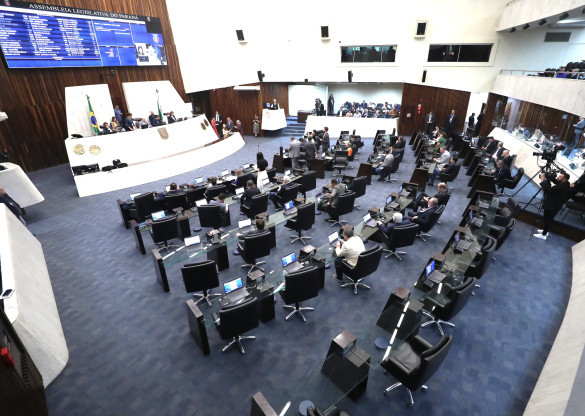 Desestatização da Ferroeste avança com alterações propostas pelos deputados