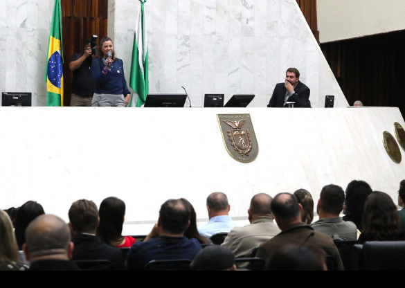 Assembleia encerra seminário com foco em captação de recursos e fortalecimento do terceiro setor