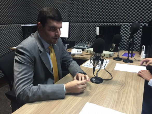 A política está no sangue do entrevistado do "Fala Deputado" desta semana, na Rádio Assembleia