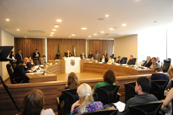 CCJ indica dois relatores para projeto que reforma Regimento Interno da Assembleia