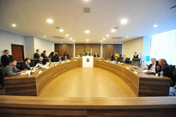 CCJ faz sessão extraordinária nesta quarta-feira (13) para votar projeto que cria cargos no Teatro Guaíra