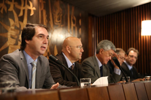 Comissão da Agenda Paraná faz sua primeira reunião e colhe sugestões de vários segmentos