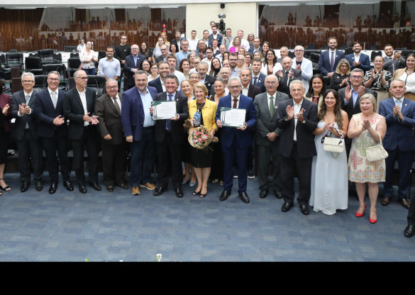 Solenidade reconhece os 39 anos de contribuição da Femipa à saúde dos paranaenses