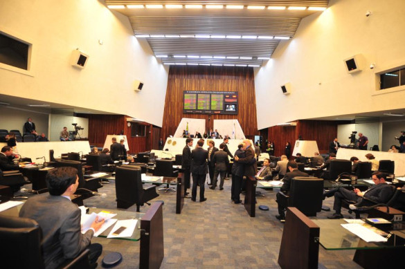 Dois projetos aprovados na Assembleia Legislativa seguem para sanção do Poder Executivo