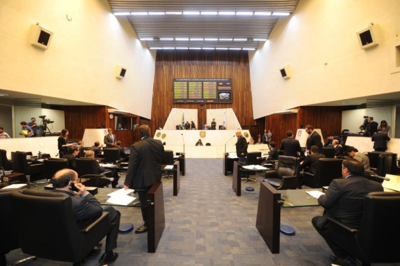 Assembleia decide manter seis dos sete vetos do Poder Executivo votados nesta quarta-feira (2)